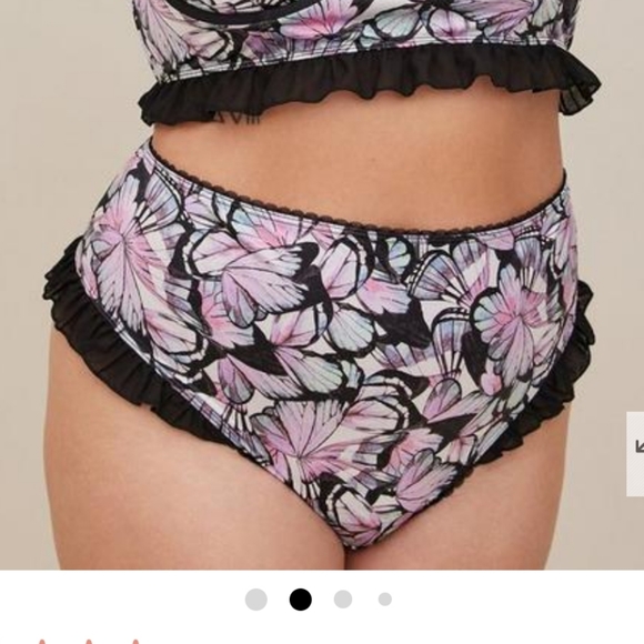 Torrid Bra and matching lingerie - Picture 3 of 8